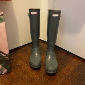 Hunter boots in grey size 8